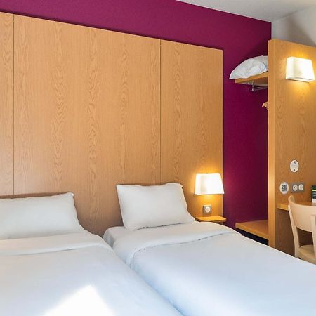 B&B HOTEL Lyon Caluire Cité Internationale Esterno foto